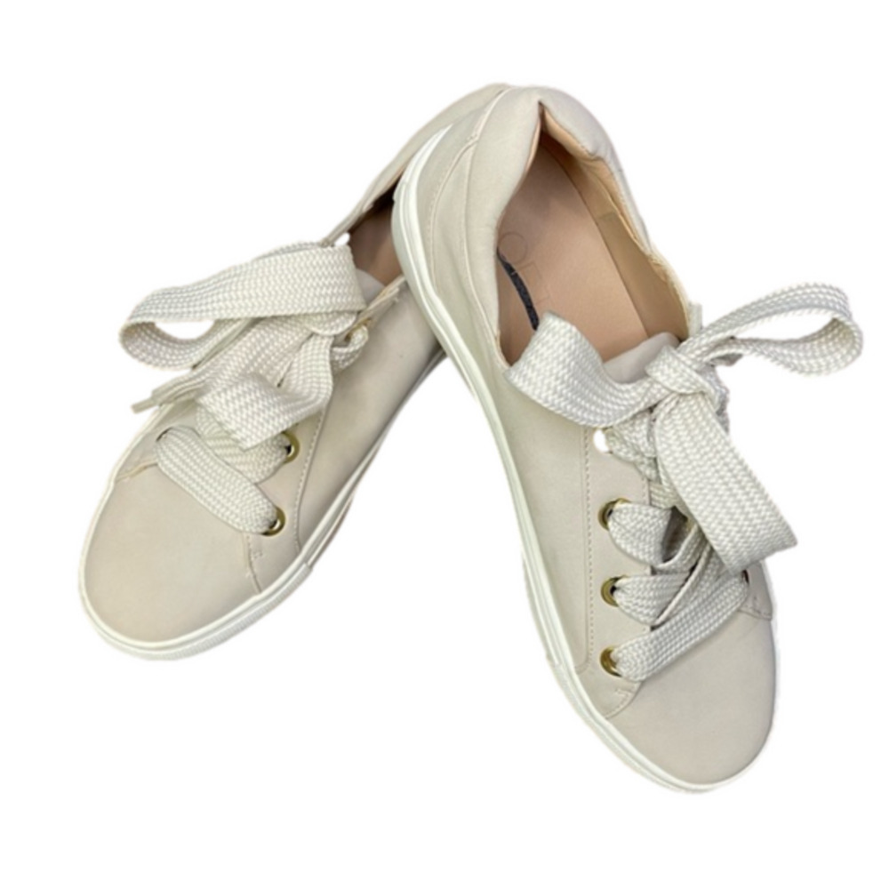 Loft Large Lace Beige Sneakers NWOB 6-1/2